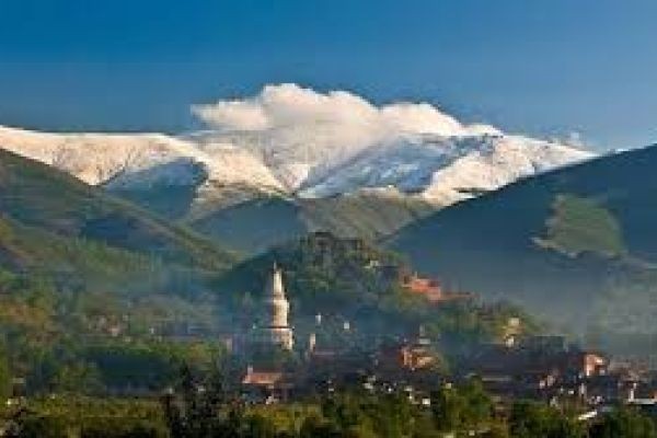 Sacred Peaks: Exploring Mount Emei and Mount Wutai