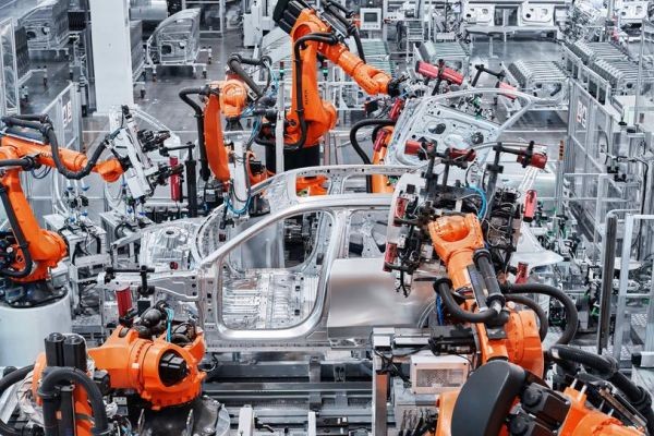 Modern Technology Meets Factories in China