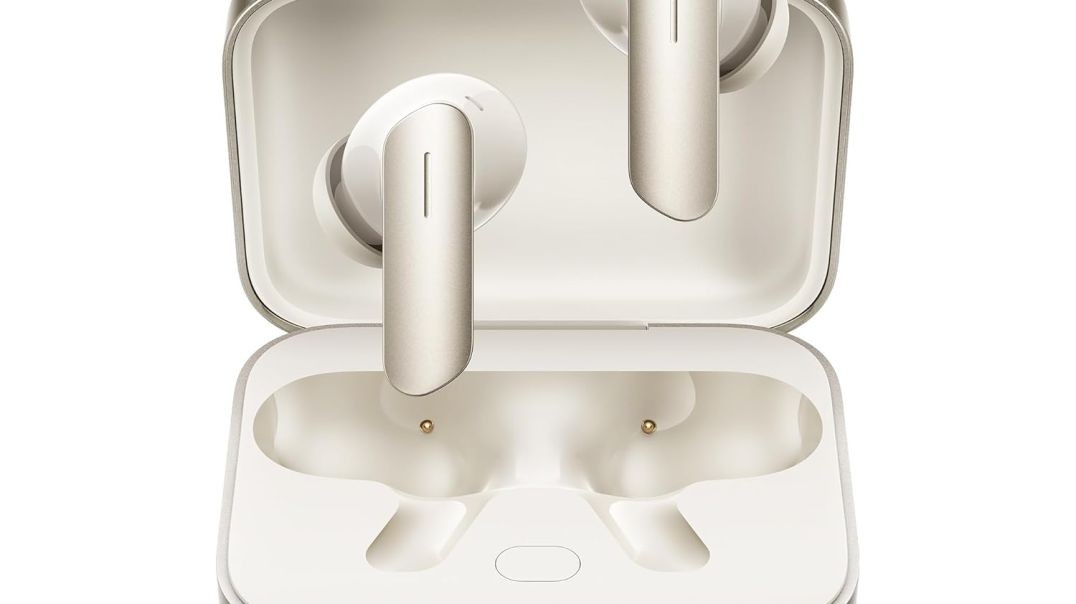 realme Buds Air 7,12.4mm Dynamic Bass Drivers,52Hrs Playtime,52dB Hybrid ANC,6 Mic ENC,45ms Low Latency,360° Spatial Audio,Hi-Res LHDC,IP55 Dust & Water Resistant,True Wireless TWS BT v5.4(Ivory Gold)