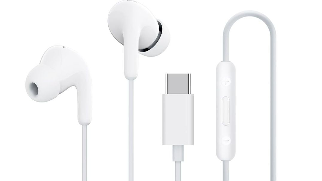 Type-C Wired Earbuds Compatible with Mi 11X, Redmi Note 11, in-Ear Headphones with 12.4mm Drivers, HD Mic, IP54 White (MNWD43)