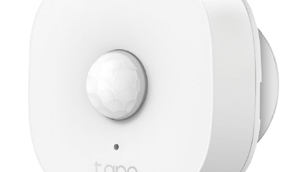 TP-Link Tapo T100 120° PIR Smart Motion Sensor with Motion-Activated Light, Energy Saving, Battery-Powered, Real-Time Notifications, Device Sharing